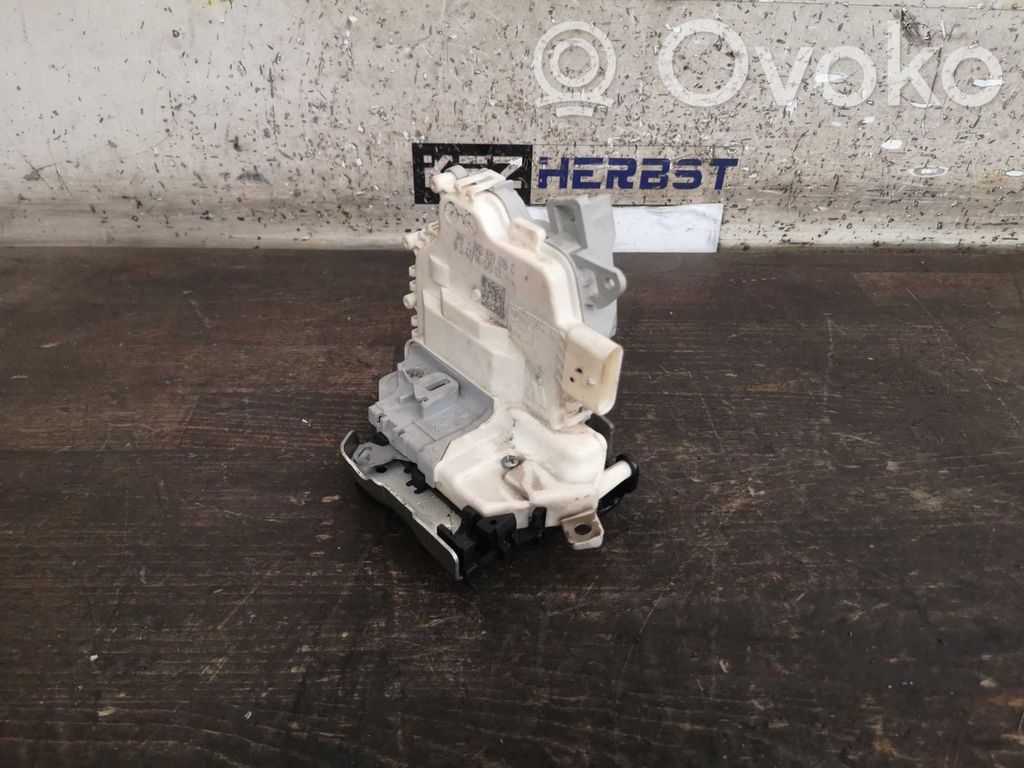 Audi A3 S3 8V Încuietoare ușă spate 