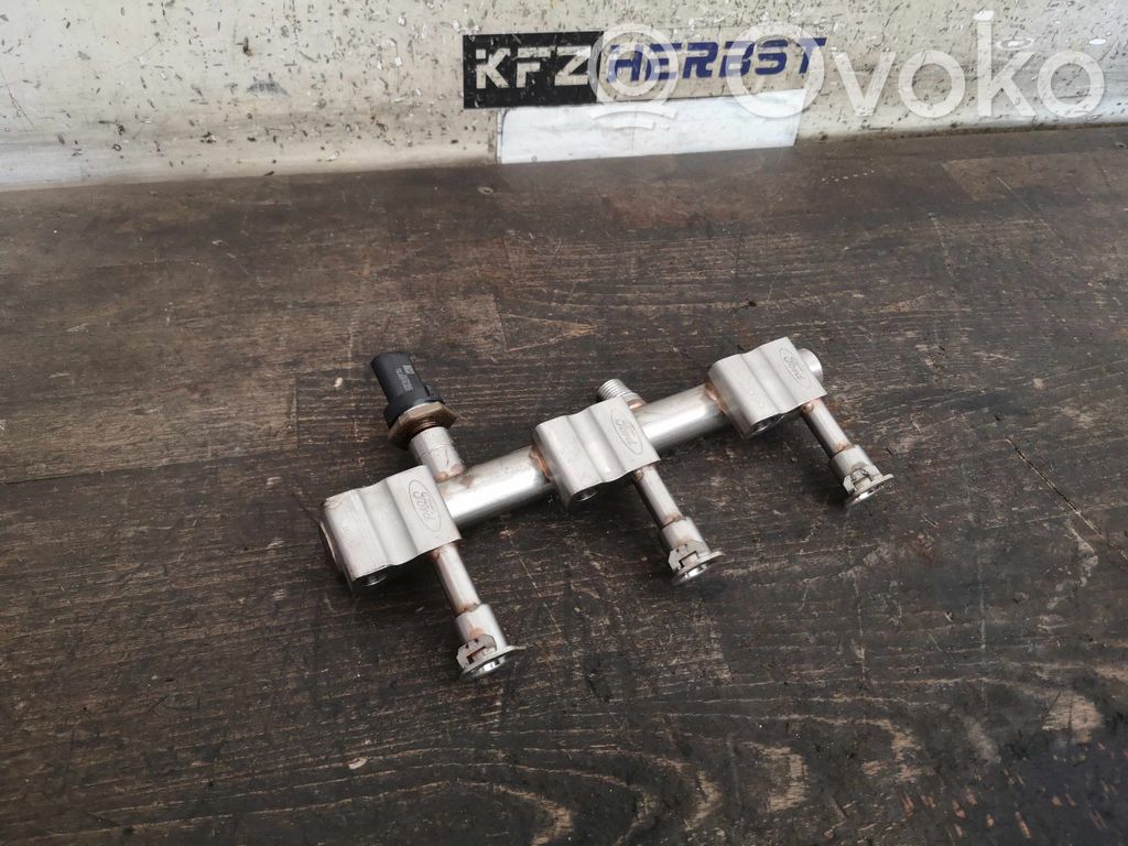 Ford Focus Kraftstoffverteiler Einspritzleiste Verteilerrohr 