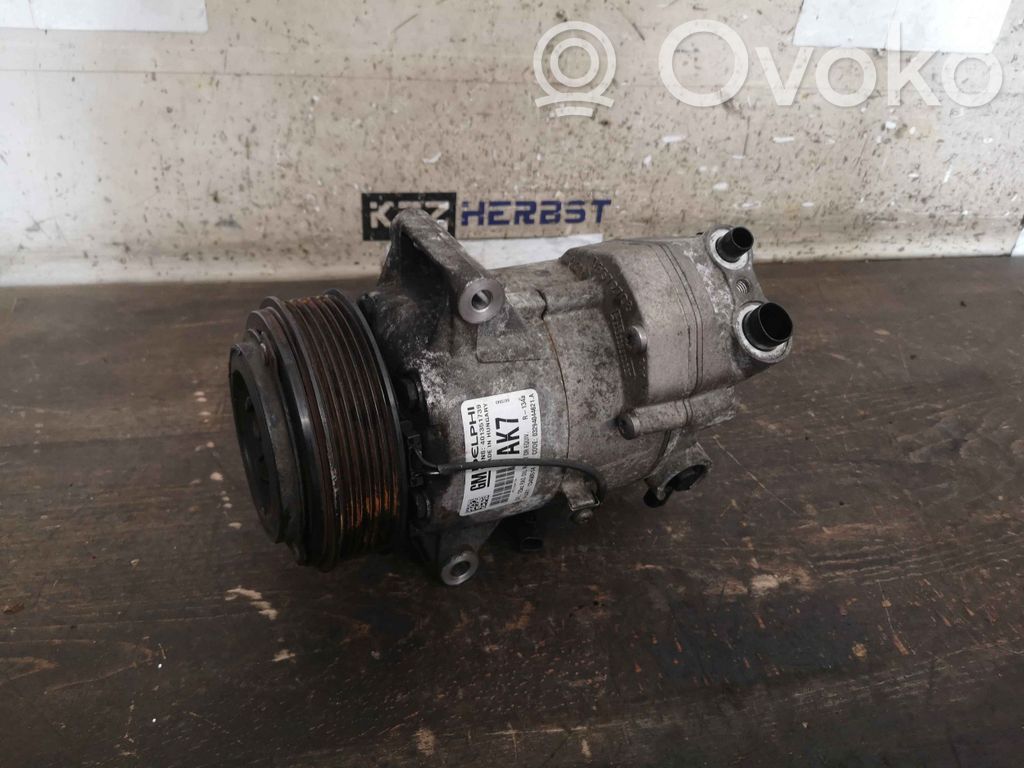 Opel Zafira C Kompresor / Sprężarka klimatyzacji A/C 