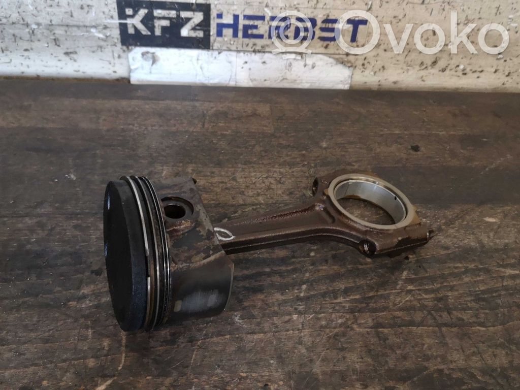 Opel Meriva B Piston 