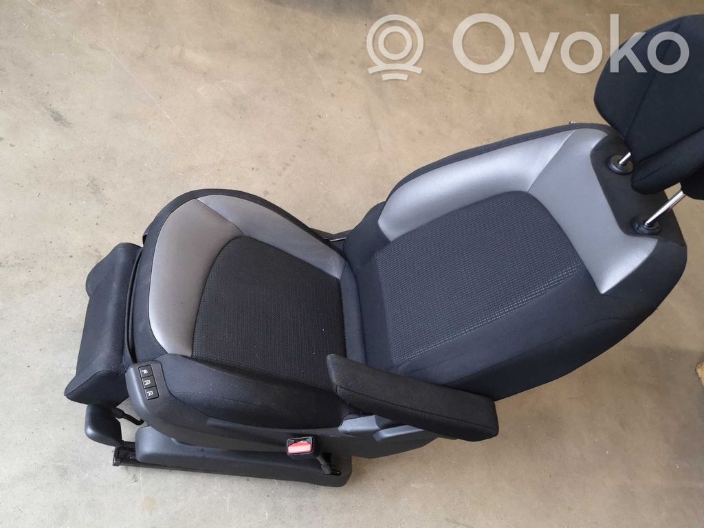 Citroen C4 Grand Picasso Siège passager avant