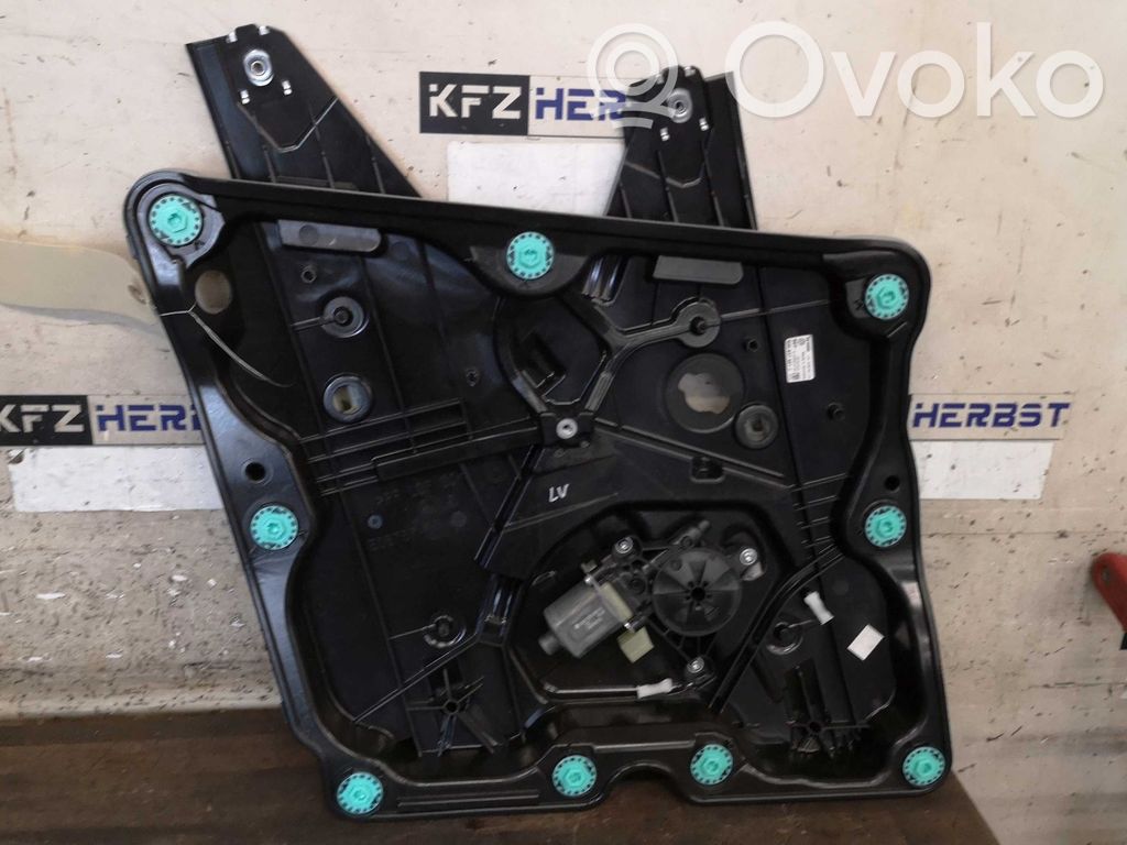 Volkswagen Golf VIII Macara geam față fără motor 