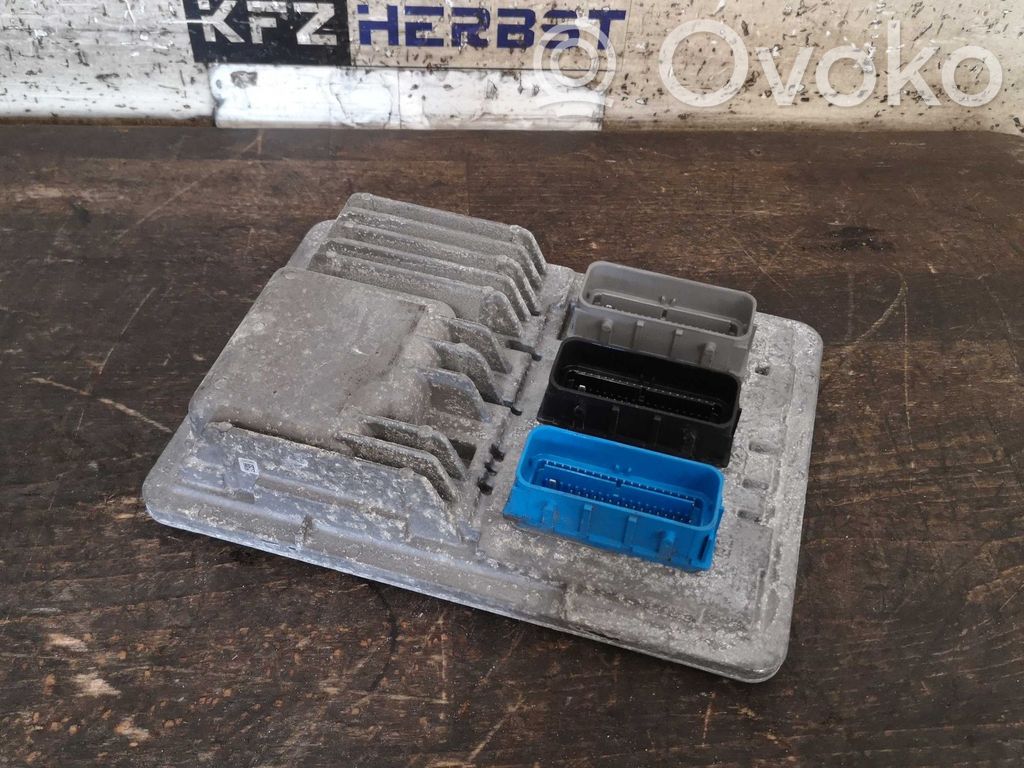 Opel Mokka X Engine control unit/module 