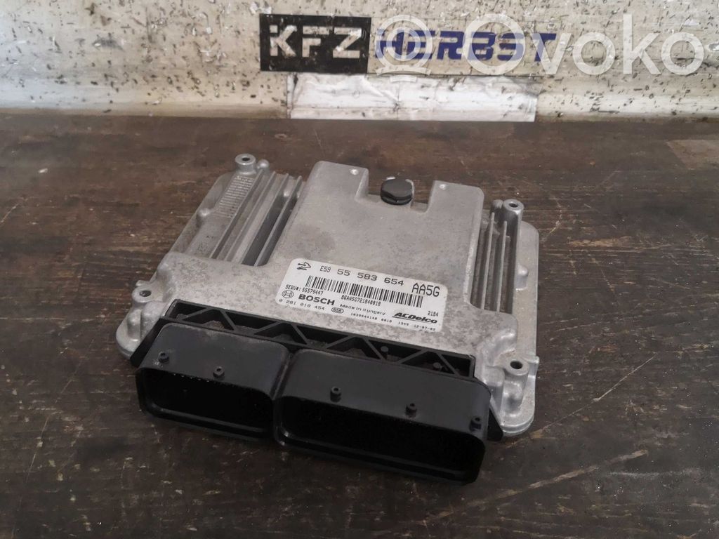 Opel Meriva B Engine control unit/module 