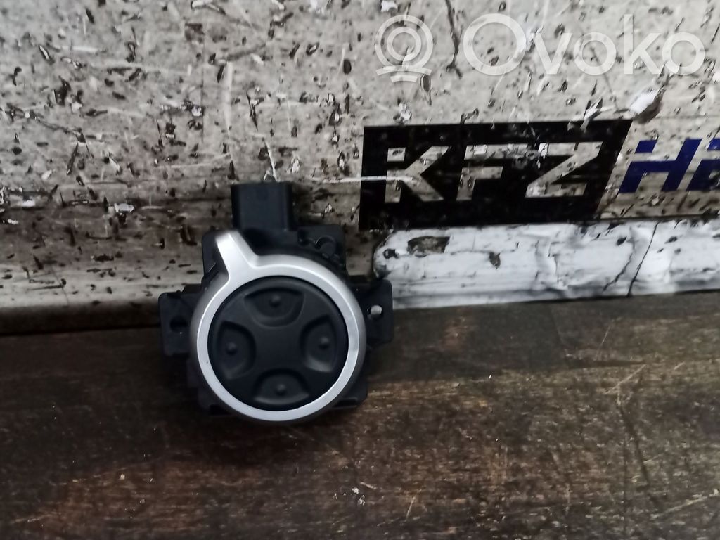 Audi Q7 4M Seat control switch 