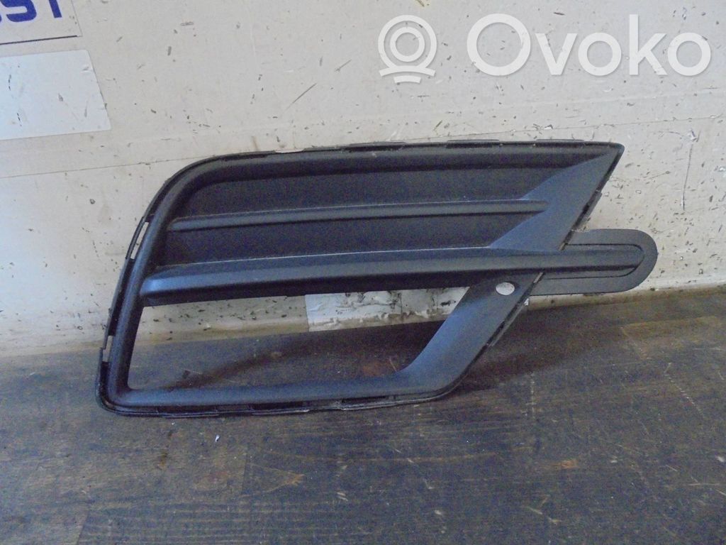 Volkswagen Caddy Etusumuvalon ritilä 