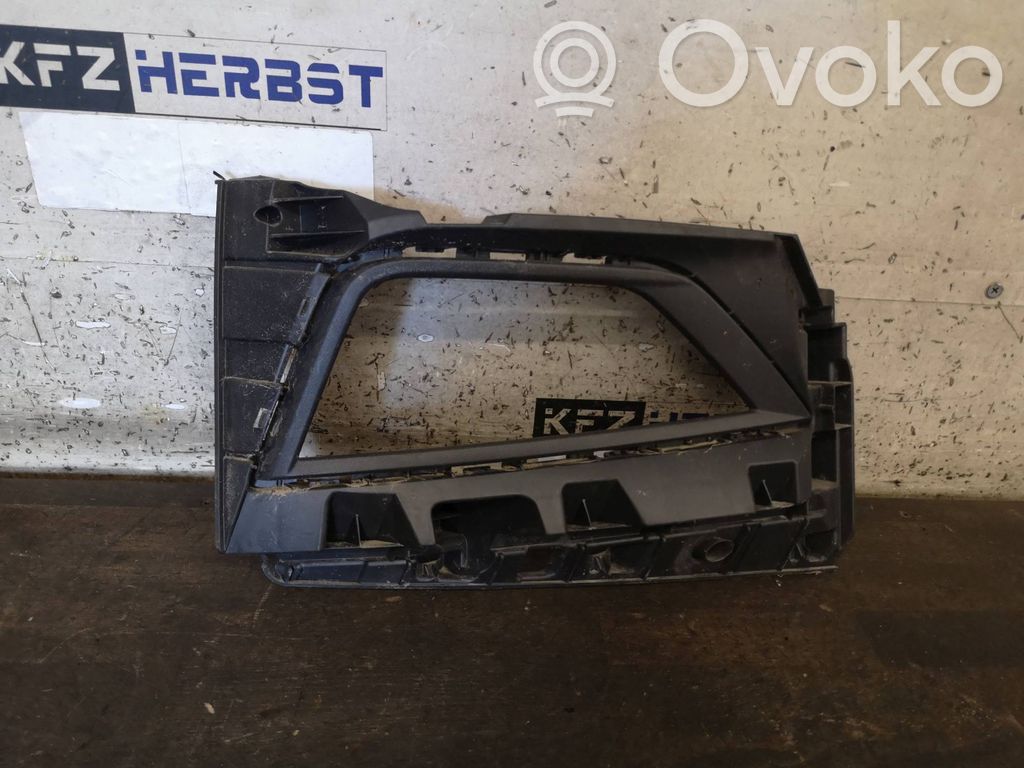 Volkswagen Polo VI Moldura/rejilla de la luz antiniebla delantera 