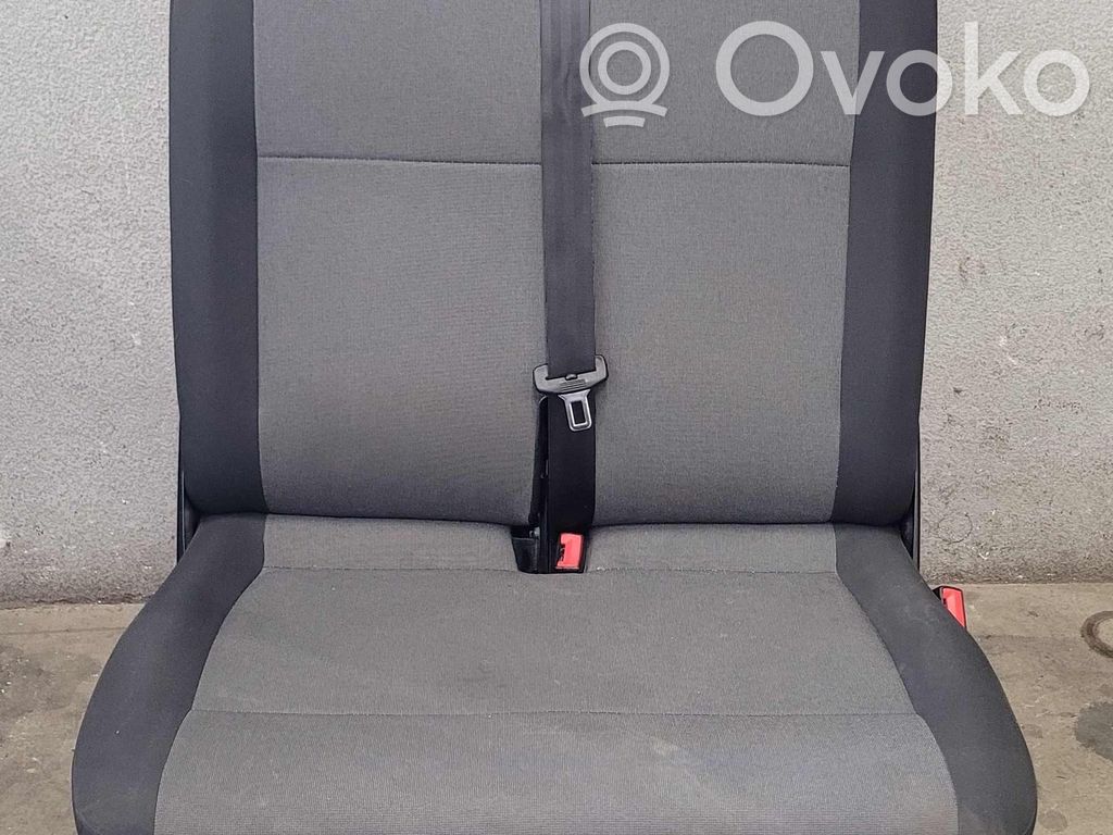 Volkswagen Transporter - Caravelle T6 Kanapa tylna / Fotel drugiego rzędu 