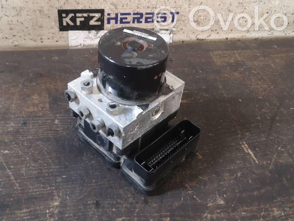 Volvo V40 ABS bloks 