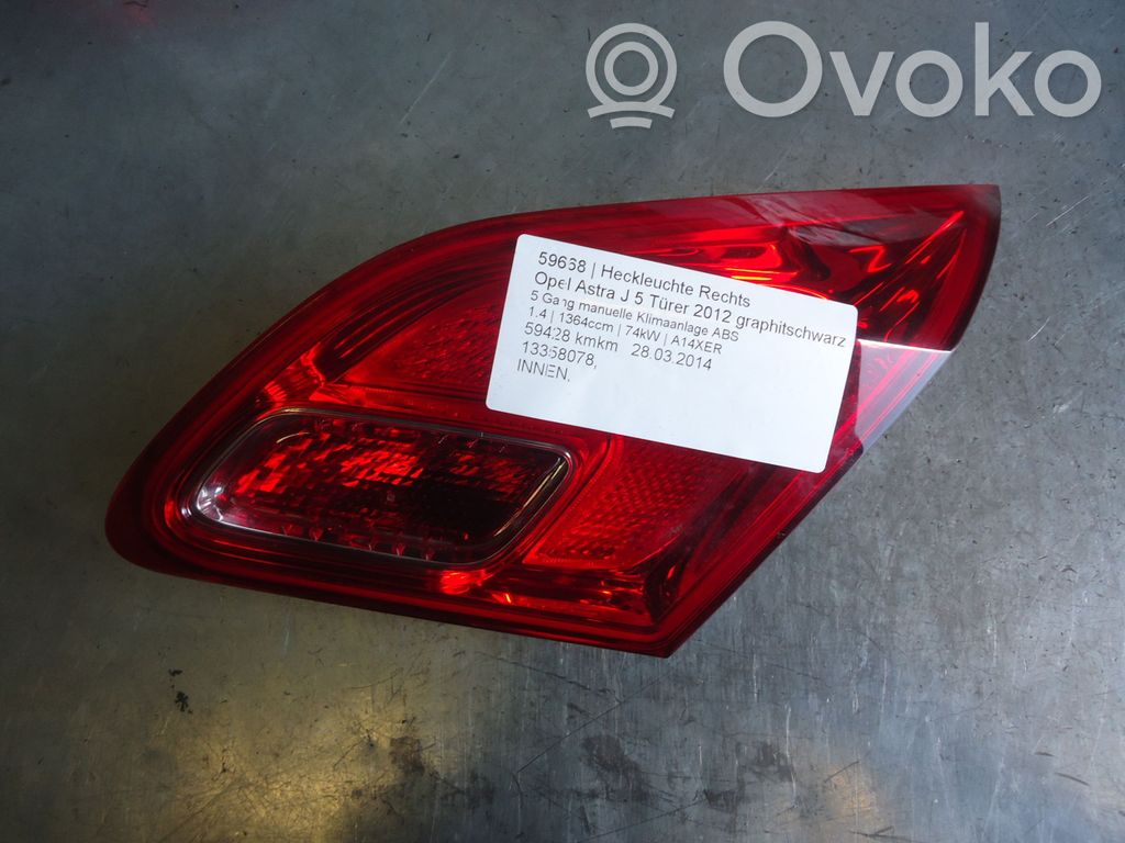 Opel Astra J Lampă spate în caroserie 