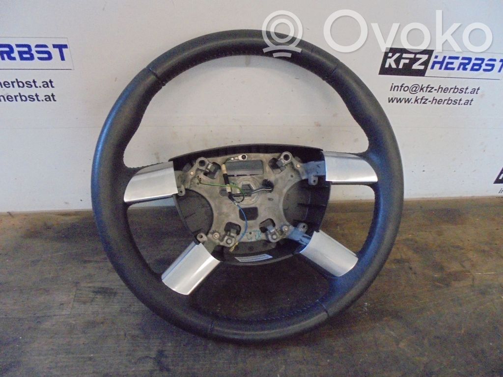Ford Kuga I Volante 