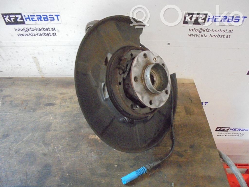 BMW X1 E84 Achsschenkel vorne 