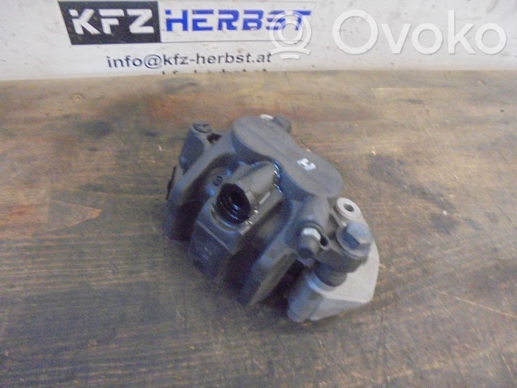 BMW 2 114 E6 E10 E20 Rear brake caliper 