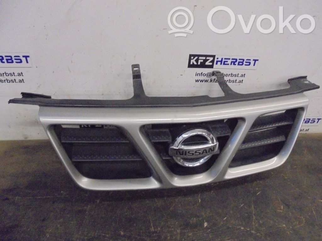 Nissan X-Trail T30 Grilă față 