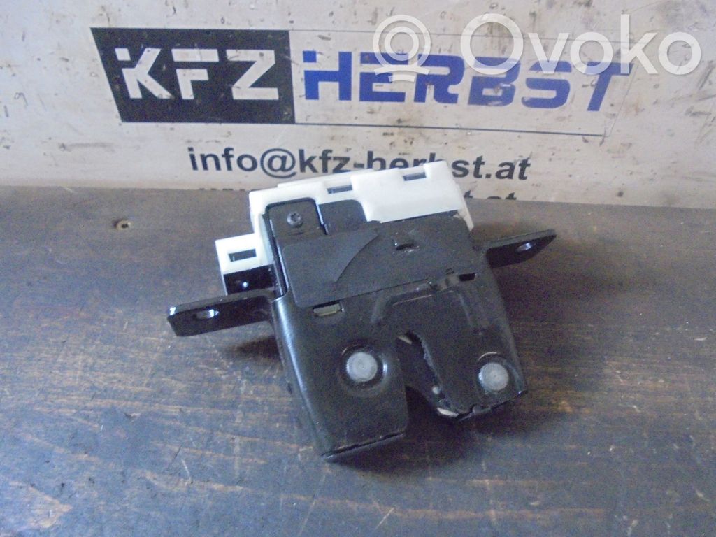 Renault Clio III Tailgate/trunk/boot lock/catch/latch 