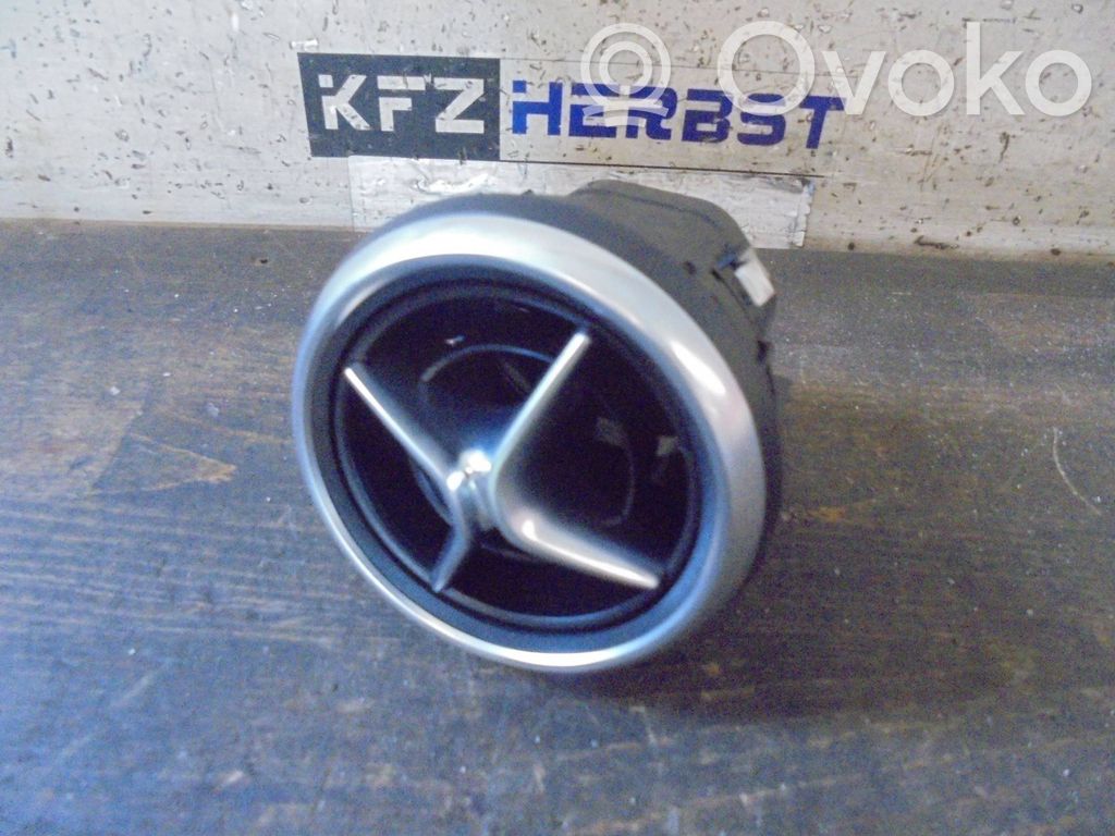 Mercedes-Benz A W176 Inne części wnętrza samochodu 