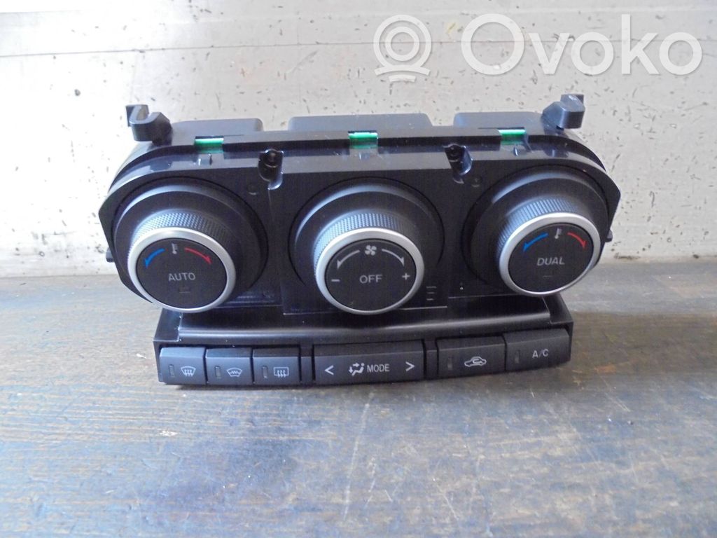 Mazda 3 II Climate control unit 