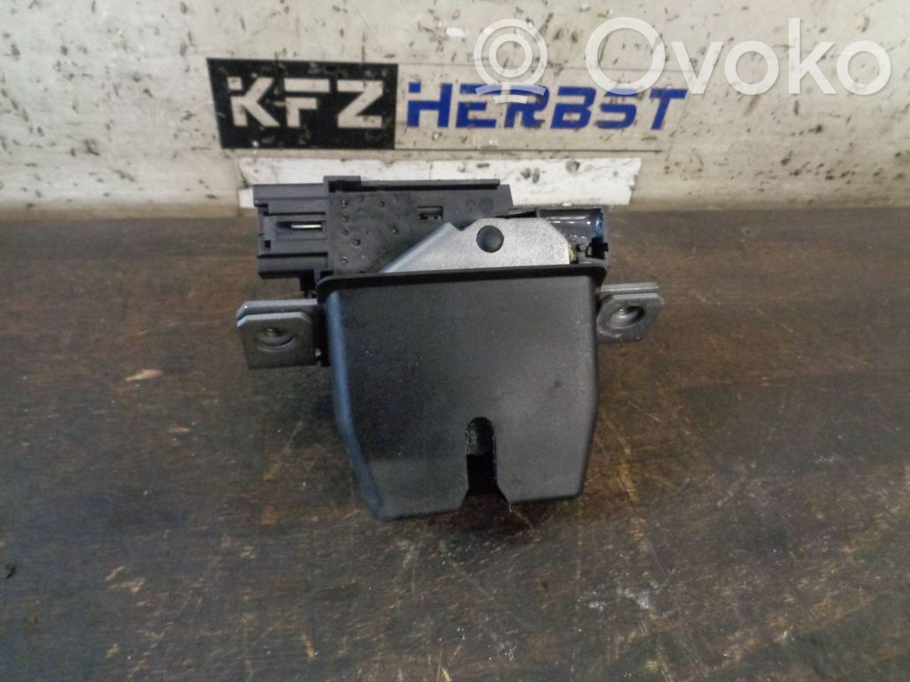 Ford Mondeo MK V Zamek klapy tylnej / bagażnika 