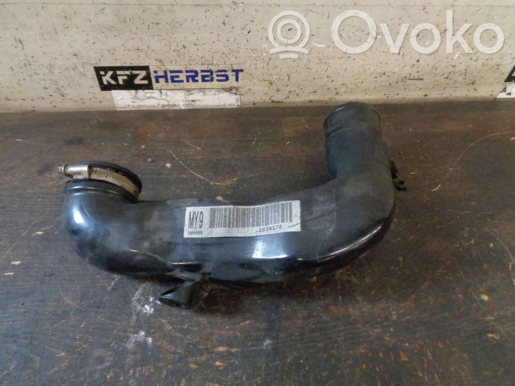 Opel Astra J Air intake hose/pipe 