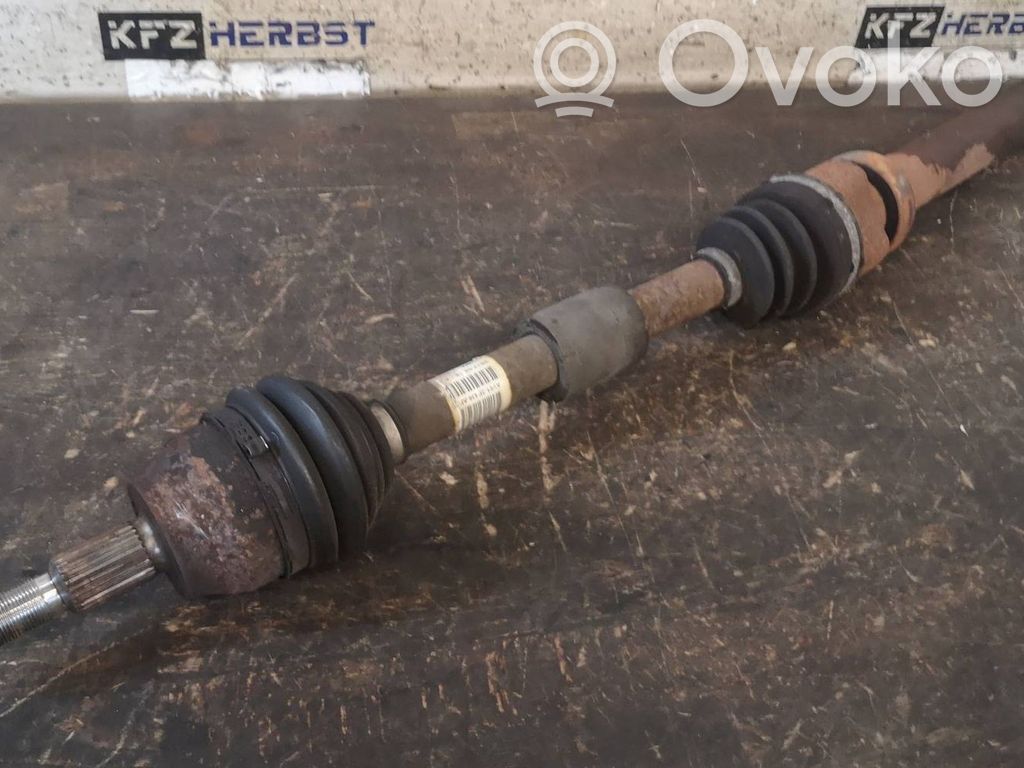 Ford Focus Kardanas komplekte 