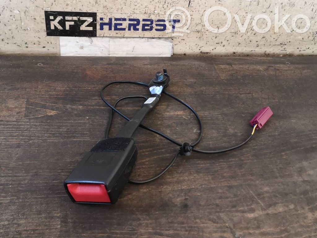 Klamra przedniego pasa bezpieczeństwa   AM51R61208CCW,AM51R61208CCW,AM51R61208CCW