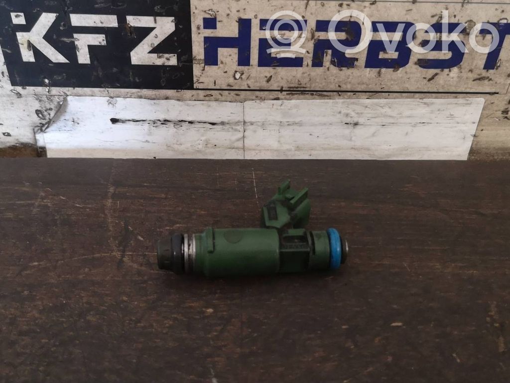 Jaguar XJ X350 Fuel injector 