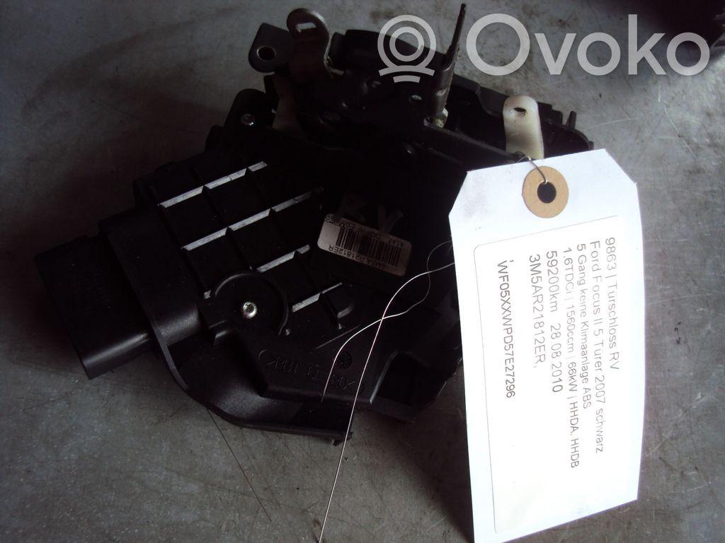 Ford Focus Front door lock 