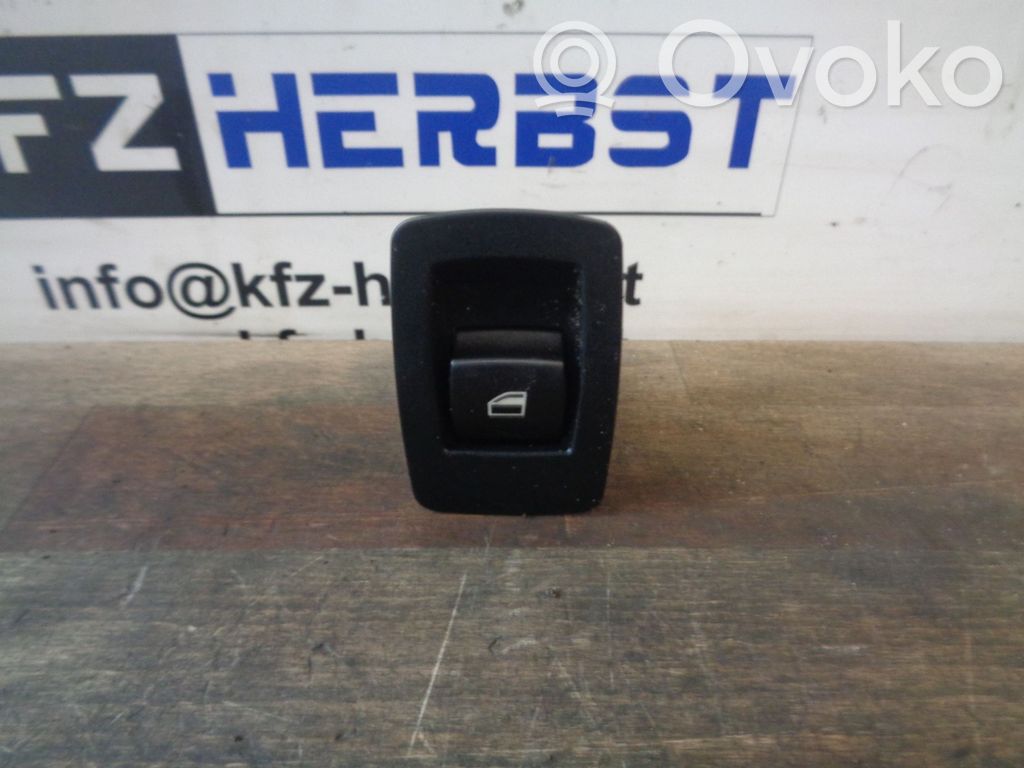 Electric window control switch   6945874,6945874,6945874