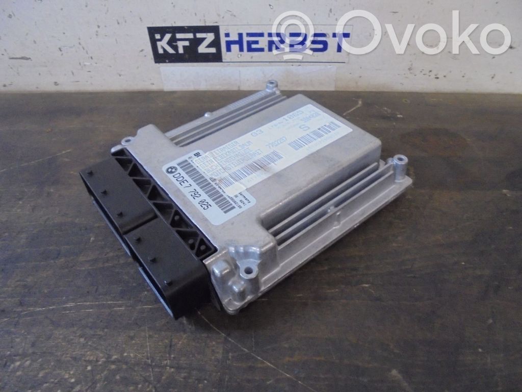 BMW 3 E46 Unitate/modul de control motor 