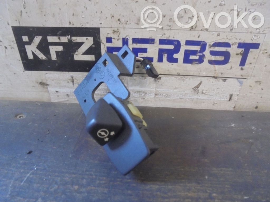 BMW 5 E60 E61 Wing mirror switch 