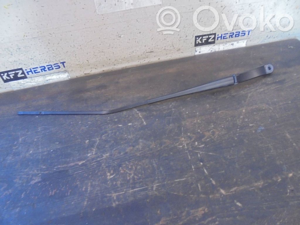 Renault Fluence Ramię wycieraczki szyby przedniej / czołowej 