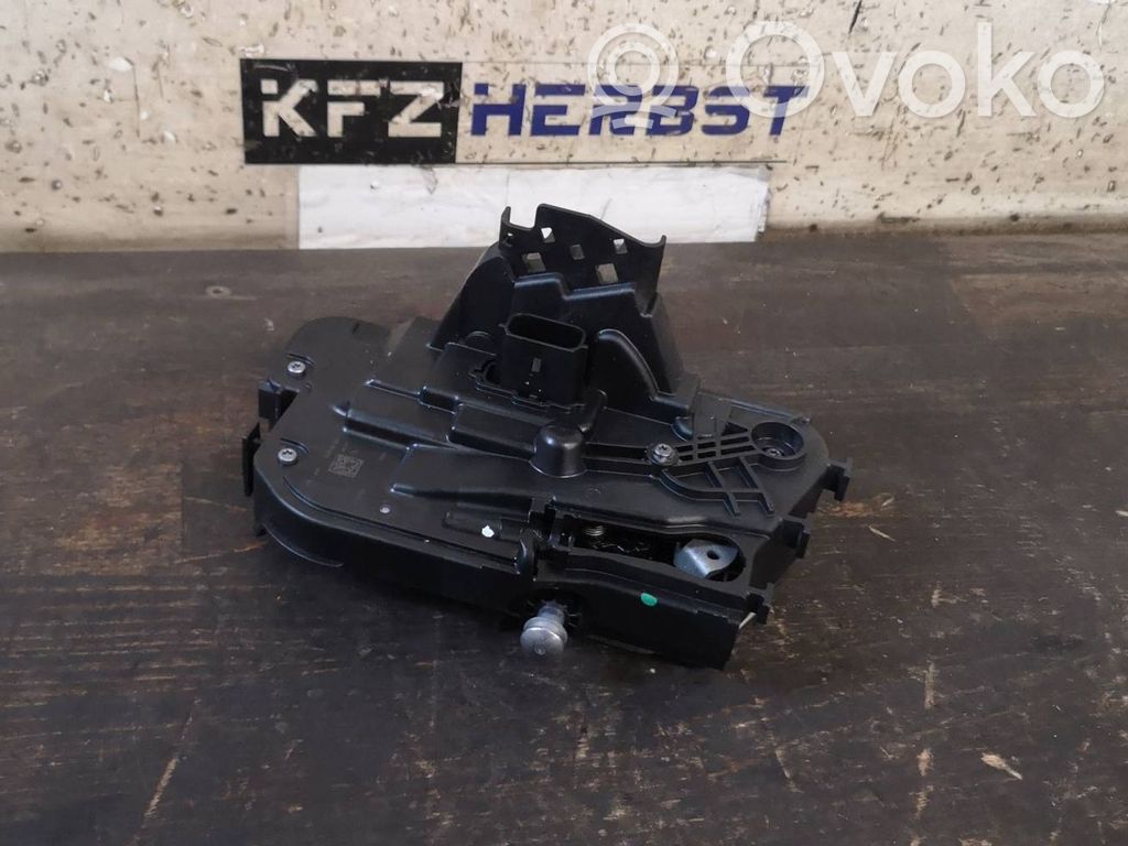 Ford Focus Front door lock 