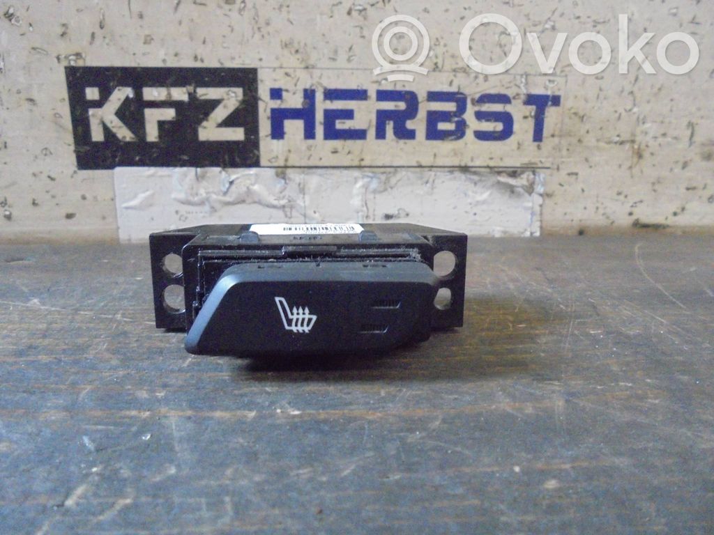 Comutator încălzire scaune   937523Z000,937523Z000,39R2001000,39R2001000,937523Z000