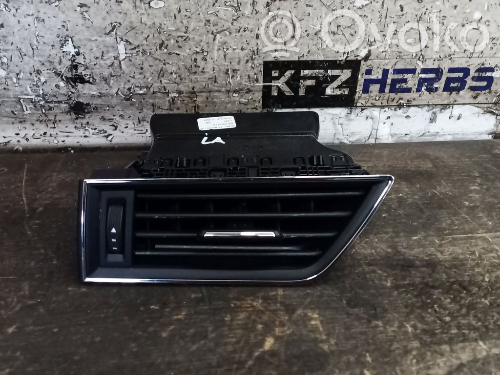 Skoda Superb B8 (3V) Rejilla de ventilación central del panel 