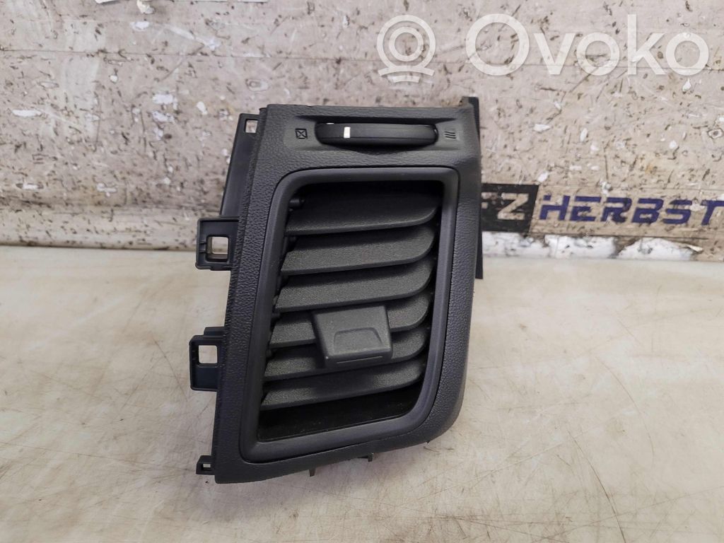 Ford Transit Custom Dysze / Kratki środkowego nawiewu deski rozdzielczej 