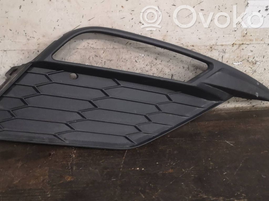 Seat Leon (5F) Moldura/rejilla de la luz antiniebla delantera 