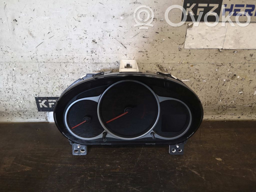 Mazda 2 Speedometer (instrument cluster) 