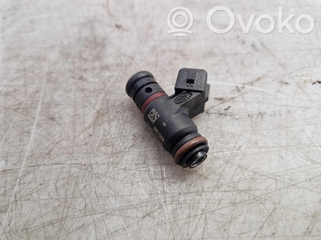 Fiat 500 Fuel injector 