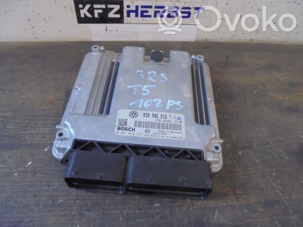 Volkswagen Transporter - Caravelle T5 Unitate/modul de control motor 
