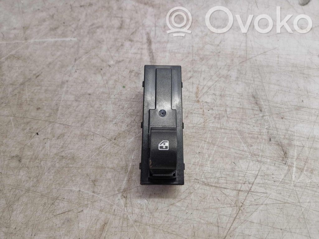 Fiat Tipo Electric window control switch 