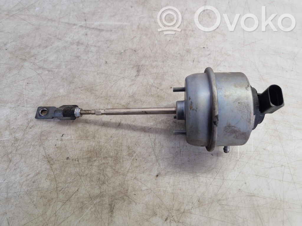 Motor de ajuste del asiento   81882402,81882402,81882402,UNTERDRUCKDOSE