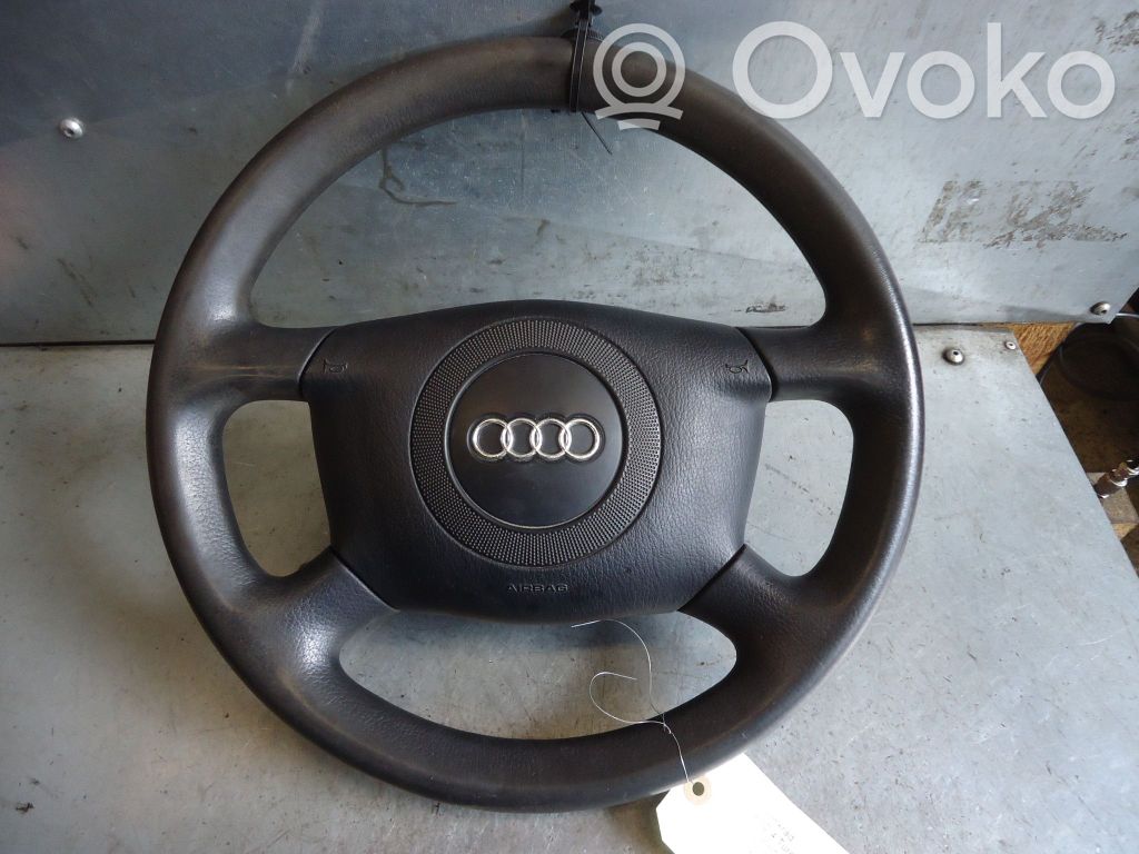 Audi A4 S4 B5 8D Vairas 