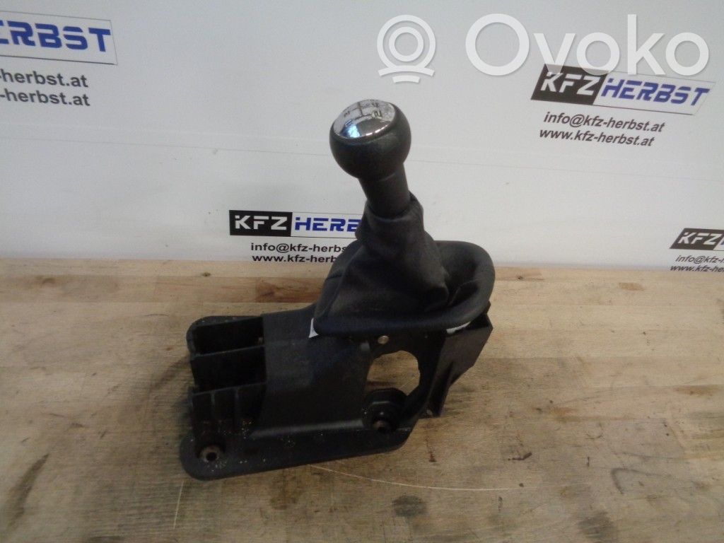 Peugeot 207 Palanca/selector de cambios 