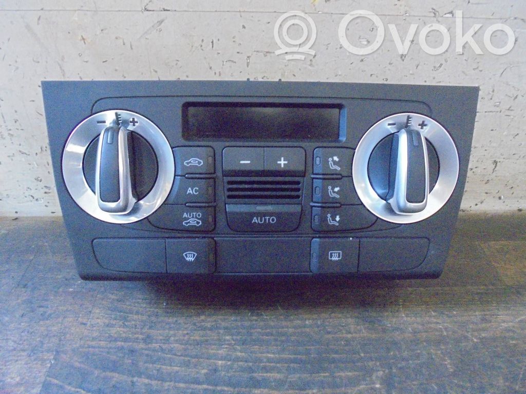 Audi A3 S3 8P Panel klimatyzacji 
