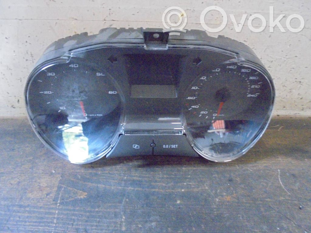 Seat Ibiza IV (6J,6P) Vitezometru (grup de instrumente)