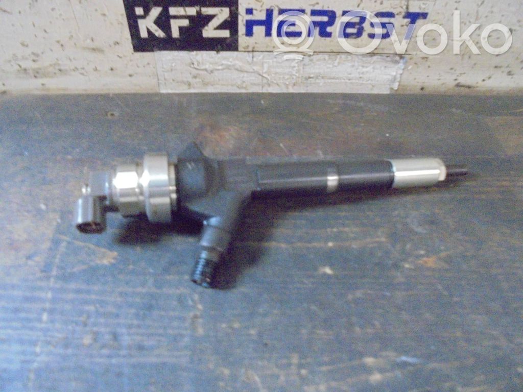 Opel Corsa D Inyector de combustible 