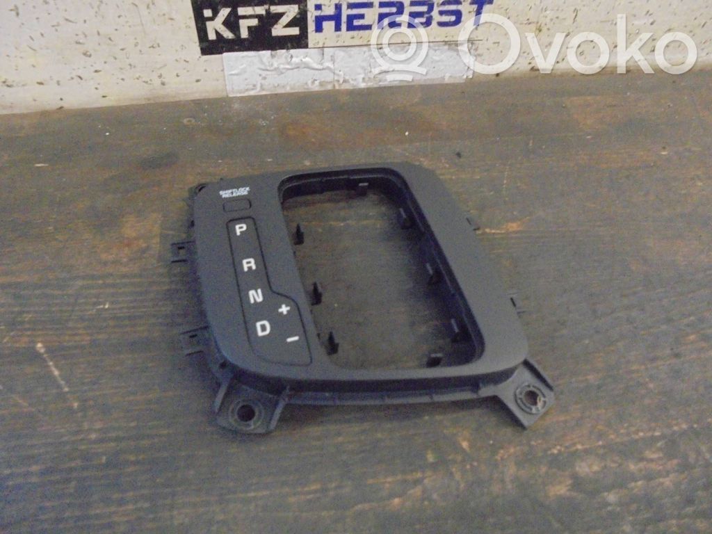 KIA Pro Cee'd II Monitori/näyttö/pieni näyttö 