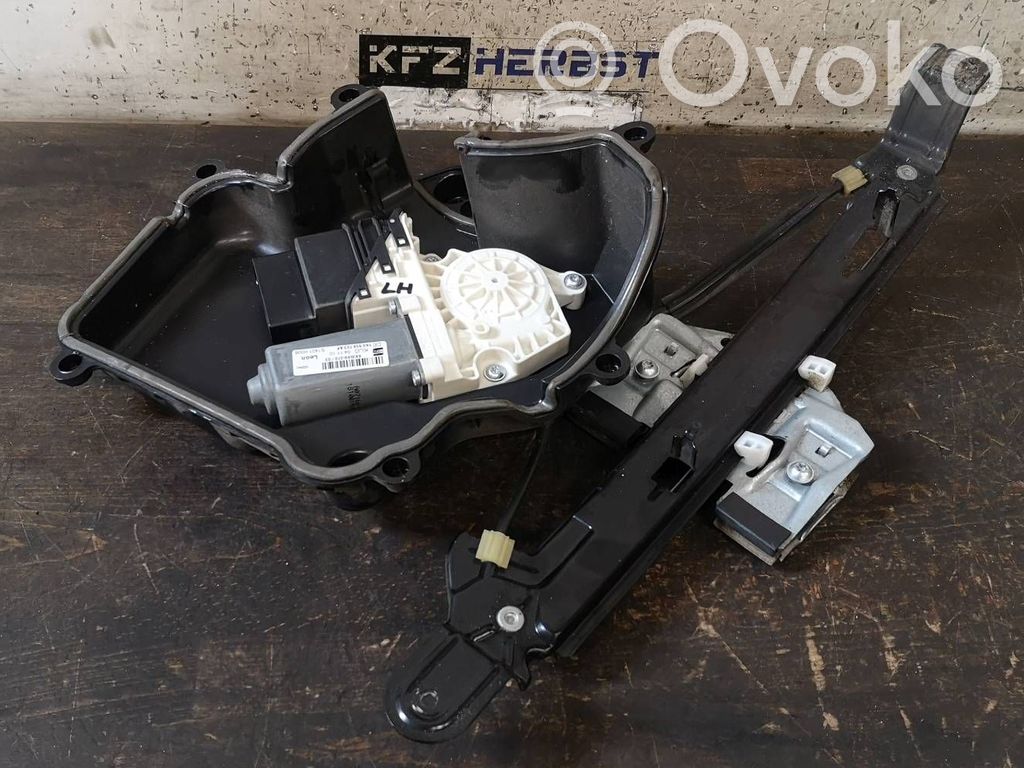 Seat Leon (1P) Mechanizm podnoszenia szyby tylnej bez silnika 
