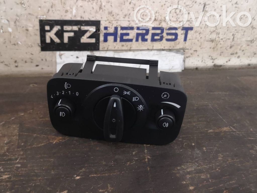 Lukturu slēdzis   8G9T13A024CA,8G9T13A024CA