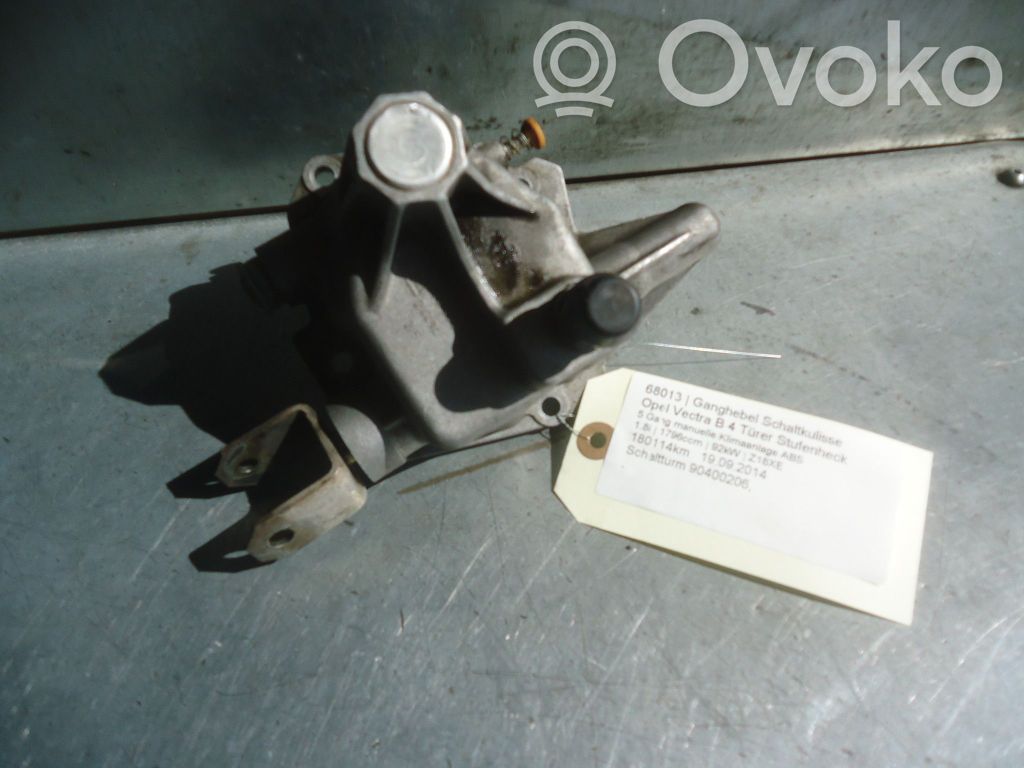 Opel Vectra B Lewarek zmiany biegów / dolny 